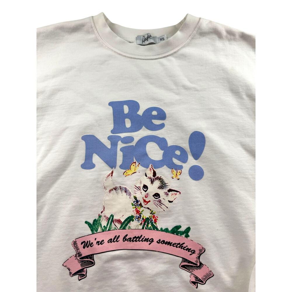 The Mayfair Group Be Nice Sweatshirt Size XS White Pullover Cat Graphic Cotton - Picture 3 of 8